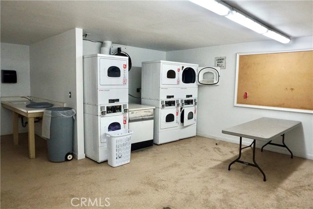 Detail Gallery Image 13 of 16 For 711 Pacific Coast Highway #301,  Huntington Beach,  CA 92648 - 0 Beds | 1 Baths