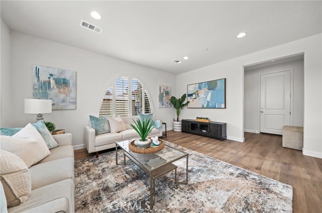 Detail Gallery Image 4 of 43 For 19720 Calle Nogal, Walnut,  CA 91789 - 4 Beds | 4 Baths