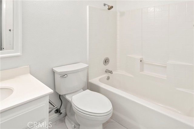 Detail Gallery Image 17 of 21 For 810 Larkridge, Irvine,  CA 92618 - 2 Beds | 2/1 Baths