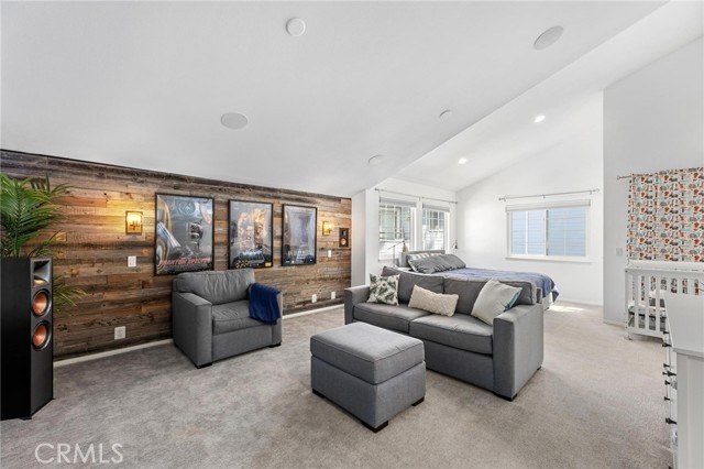 Detail Gallery Image 13 of 41 For 23163 Mulholland Dr, Woodland Hills,  CA 91364 - 2 Beds | 2/1 Baths