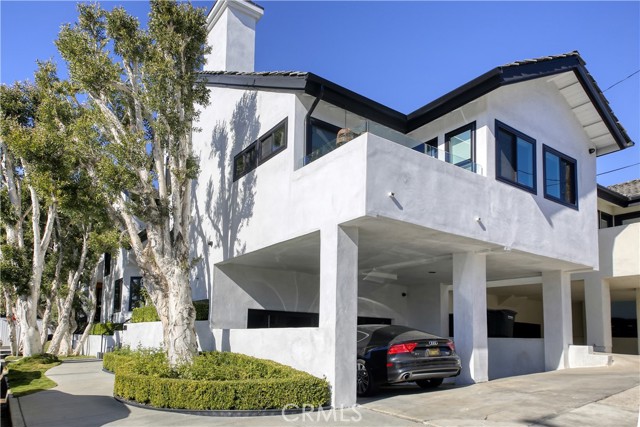 2910 3rd Avenue, Corona del Mar CA: https://media.crmls.org/medias/a2657f92-d5e5-4543-85c3-3f22c872a1e4.jpg