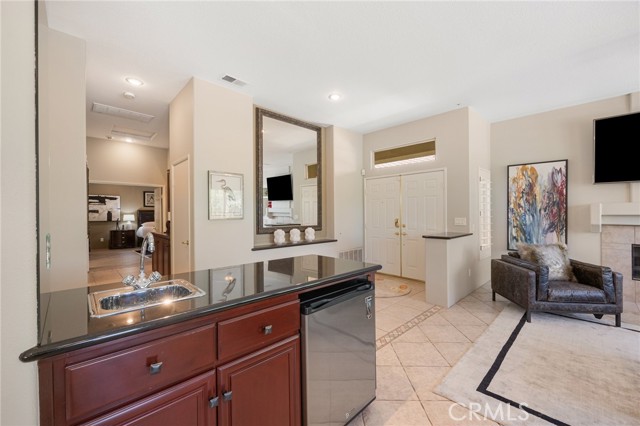 103 N Kavenish Drive, Rancho Mirage CA: https://media.crmls.org/medias/a265eea0-267a-479b-8728-99dcdec35997.jpg