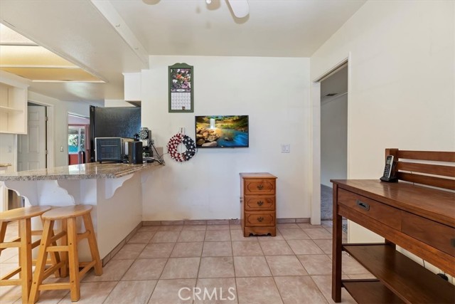 5485 SULPHUR Drive, Jurupa Valley CA: https://media.crmls.org/medias/a266acc2-40fa-479f-a012-89c74750b36b.jpg