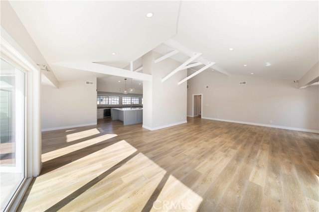 Detail Gallery Image 10 of 38 For 1820 Tahuna, Corona Del Mar,  CA 92625 - 5 Beds | 5 Baths