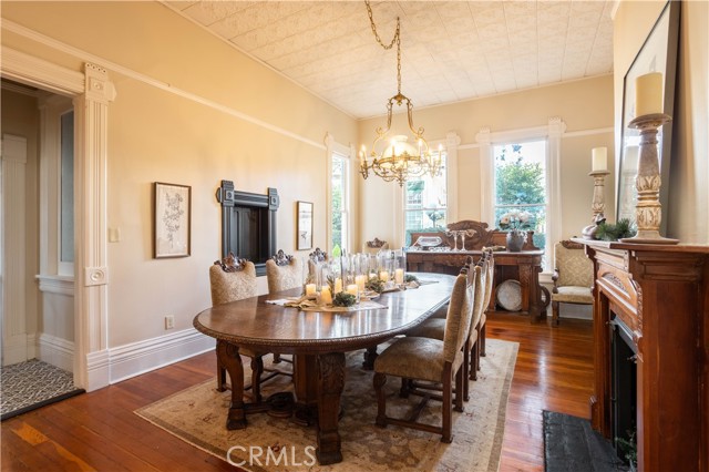 Detail Gallery Image 16 of 73 For 250 N Primrose Ave, Monrovia,  CA 91016 - 5 Beds | 3 Baths