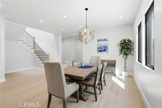 1612 Gates Avenue, Manhattan Beach CA: https://media.crmls.org/medias/a26a3b0e-7aaf-44e9-9631-f8a96425b8da.jpg