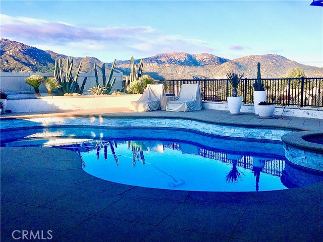 32070 Corte Bonilio, Temecula CA: https://media.crmls.org/medias/a26ac5ec-2c17-46b8-b4b5-7fd16a6bd7e4.jpg