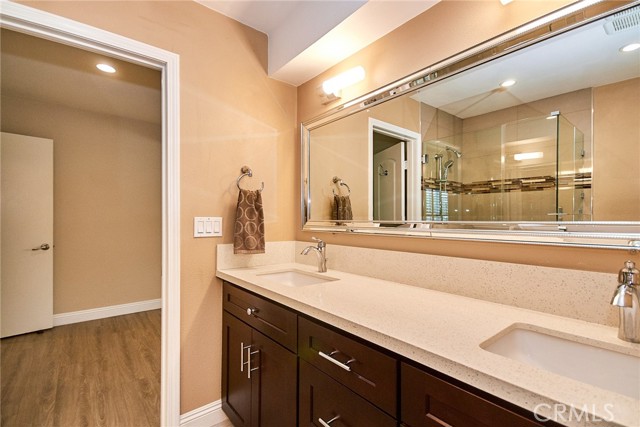 2108 Via Caliente, Fullerton CA: https://media.crmls.org/medias/a26b4642-98de-49b0-a923-f0f42986d9a2.jpg