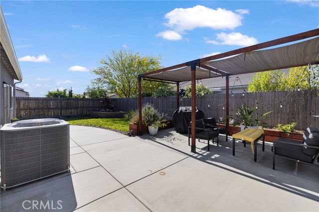 Detail Gallery Image 25 of 32 For 748 Expedition Way, Madera,  CA 93636 - 3 Beds | 2 Baths