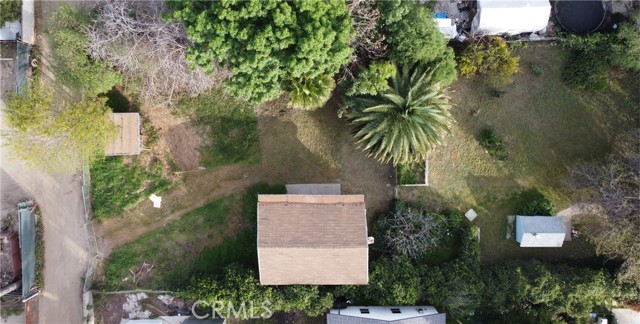 Detail Gallery Image 13 of 14 For 19131 Lanark, Reseda,  CA 91335 - 5 Beds | 2 Baths