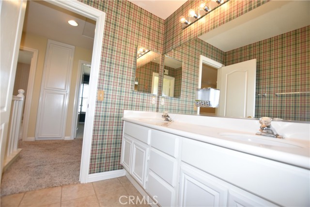 28721 Meadow View Drive, Menifee CA: https://media.crmls.org/medias/a26c2149-0a4d-476f-a7d3-f7704525e856.jpg
