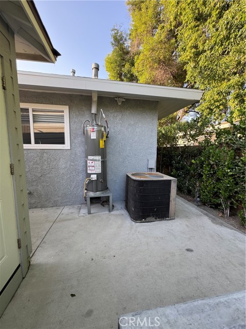 4628 W Simmons Avenue, Orange CA: https://media.crmls.org/medias/a26c6819-618e-4d4f-897a-b9038ce30de5.jpg