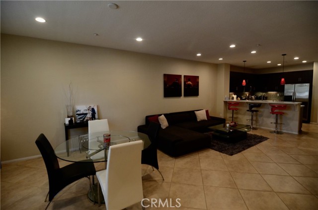 Detail Gallery Image 5 of 22 For 16 Parker St, Ladera Ranch,  CA 92694 - 2 Beds | 2/1 Baths
