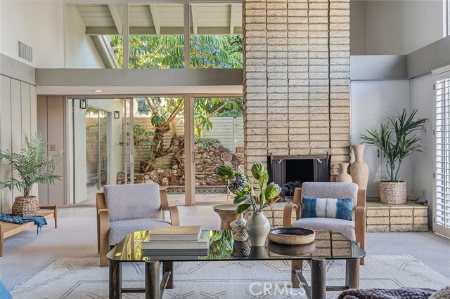 Detail Gallery Image 4 of 46 For 4200 N Virginia Vista, Long Beach,  CA 90807 - 3 Beds | 2/1 Baths