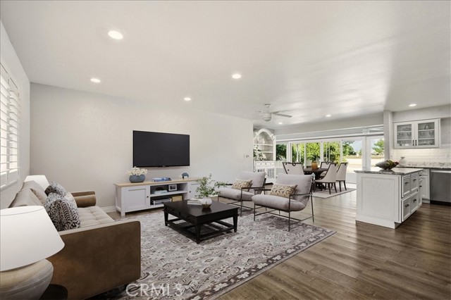 Detail Gallery Image 8 of 44 For 29326 Carmel, Menifee,  CA 92586 - 2 Beds | 2 Baths