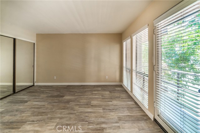 Detail Gallery Image 17 of 33 For 13236 Valleyheart #102,  Studio City,  CA 91604 - 2 Beds | 3 Baths