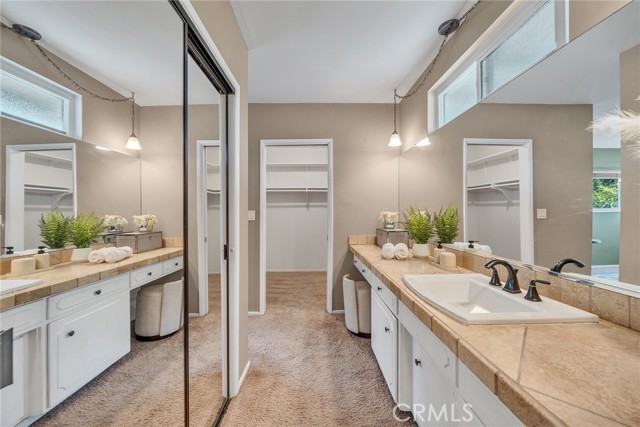 651 N Sunnyslope Avenue, Pasadena CA: https://media.crmls.org/medias/a26e1a33-8672-41f2-ad1b-a82231f33654.jpg