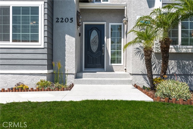 Detail Gallery Image 5 of 75 For 2205 Clark Ln a,  Redondo Beach,  CA 90278 - 3 Beds | 2/1 Baths