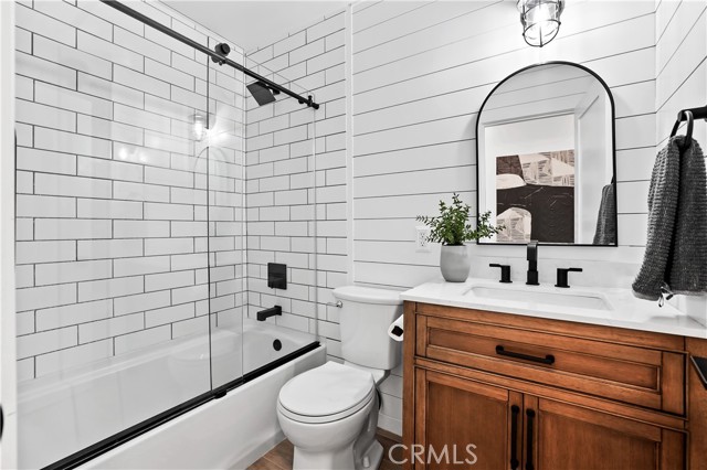 Detail Gallery Image 9 of 18 For 15801 Carrie Ln, Huntington Beach,  CA 92647 - 3 Beds | 2 Baths