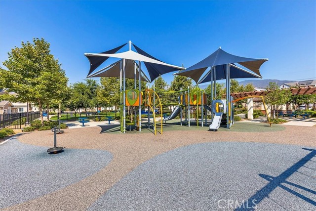 Detail Gallery Image 47 of 54 For 16040 Jamie Ln #8,  Fontana,  CA 92336 - 3 Beds | 2 Baths