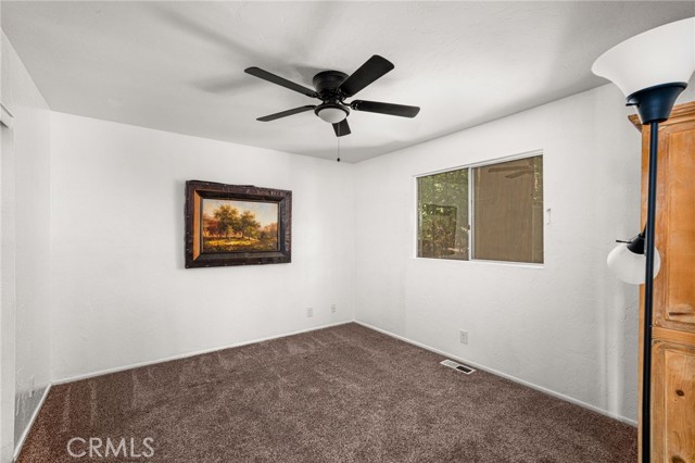24333 Horst Drive, Crestline CA: https://media.crmls.org/medias/a26fca4d-8c0f-48a1-bcdd-e96dd0423489.jpg