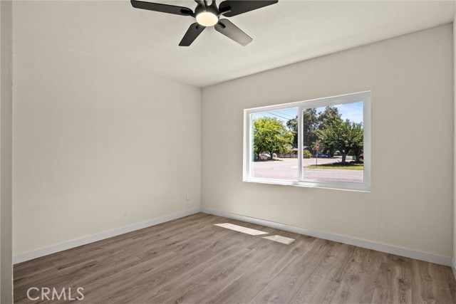 454 F St, Biggs CA: https://media.crmls.org/medias/a27048c5-d277-4d7b-a92b-307b2951fe91.jpg