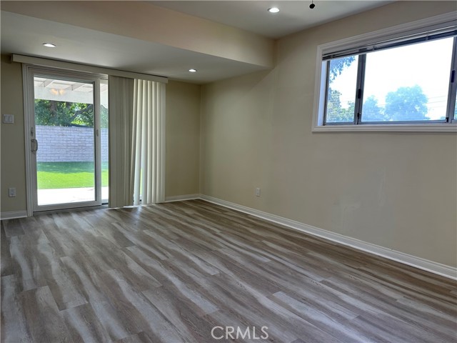 6379 Darby Place, Tarzana CA: https://media.crmls.org/medias/a270e763-97ef-4a03-9d0c-30748e97960f.jpg