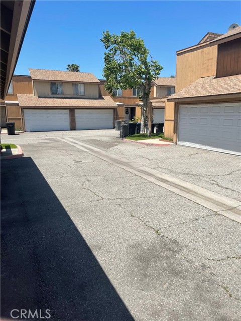 12828 Ramona Boulevard, Baldwin Park CA: https://media.crmls.org/medias/a270f95a-a1e6-4df6-a862-e78af15392e5.jpg