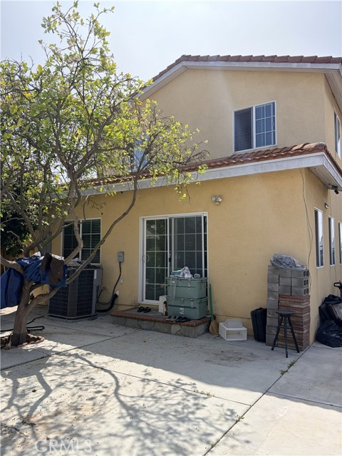 Detail Gallery Image 4 of 49 For 4941 W 130th, Hawthorne,  CA 90250 - 4 Beds | 4 Baths