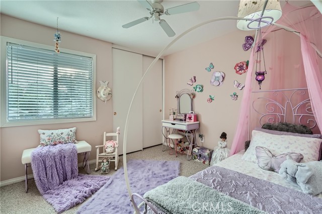 Detail Gallery Image 9 of 13 For 2604 N Tustin Ave #C,  Santa Ana,  CA 92705 - 4 Beds | 2/1 Baths