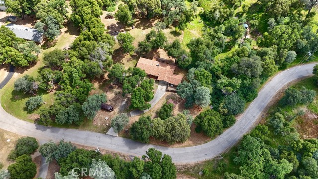 Detail Gallery Image 2 of 49 For 51864 Mountain Quail Pl, Oakhurst,  CA 93644 - 3 Beds | 2 Baths