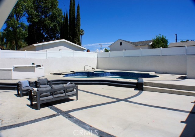 Detail Gallery Image 26 of 26 For 5514 Sylvia Ave, Tarzana,  CA 91356 - 5 Beds | 5 Baths