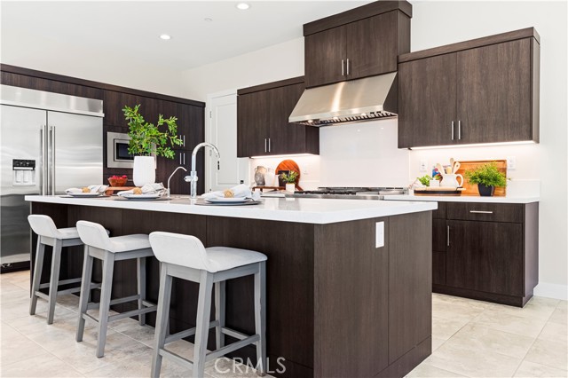 Detail Gallery Image 8 of 42 For 161 Walworth, Lake Forest,  CA 92630 - 5 Beds | 5 Baths