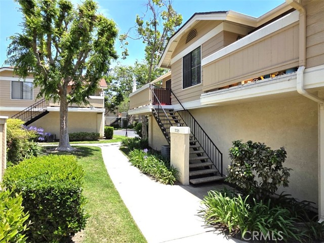 7705 Lansdale Circle, Stanton CA: https://media.crmls.org/medias/a274016c-a475-4f13-b7ea-42a97e207a09.jpg