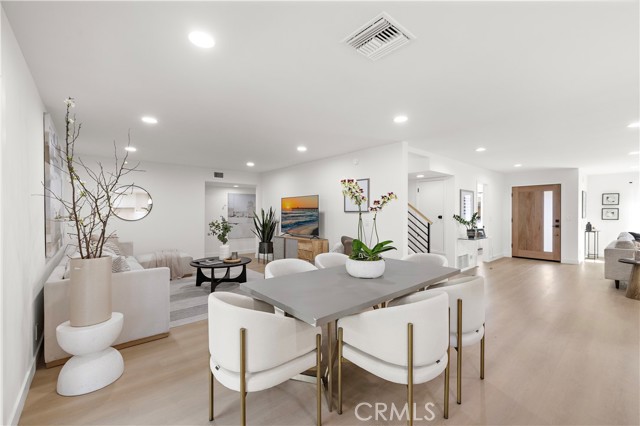 Detail Gallery Image 15 of 57 For 21361 Lemontree Ln, Huntington Beach,  CA 92646 - 5 Beds | 4 Baths