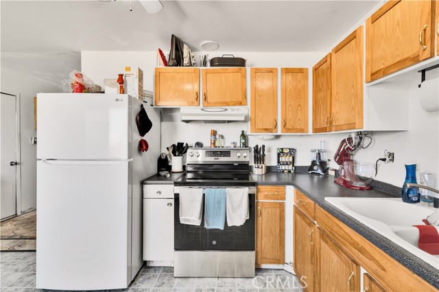 Detail Gallery Image 12 of 38 For 4805 Avenida La Mirada, Joshua Tree,  CA 92252 - 3 Beds | 2 Baths