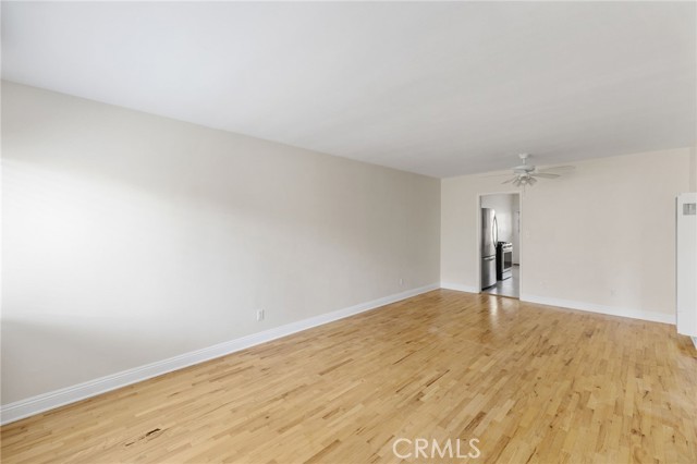 7137 Ramsgate Avenue, Los Angeles CA: https://media.crmls.org/medias/a274ee12-c78f-4950-8b06-89d1eeaac025.jpg