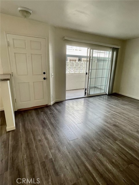 Detail Gallery Image 5 of 15 For 10920 Moorpark, North Hollywood,  CA 90062 - 1 Beds | 1 Baths