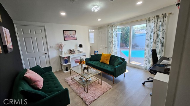 Detail Gallery Image 22 of 44 For 17912 Gridley Rd, Artesia,  CA 90701 - 4 Beds | 3 Baths