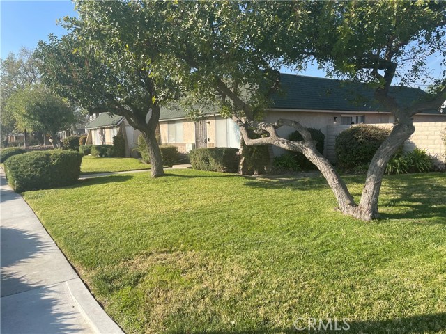 Image 2 for 17076 Ivy Ave, Fontana, CA 92335