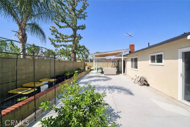 Detail Gallery Image 3 of 17 For 1912 E Clifpark, Anaheim,  CA 92805 - 4 Beds | 2 Baths