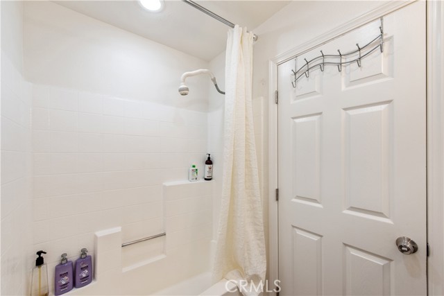 Detail Gallery Image 15 of 24 For 450 E 4th #416,  Santa Ana,  CA 92701 - 2 Beds | 2 Baths