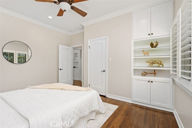 357 N Mayflower Avenue, Monrovia CA: https://media.crmls.org/medias/a27a8c3e-40f7-4fb3-a39a-a499a7311e03.jpg