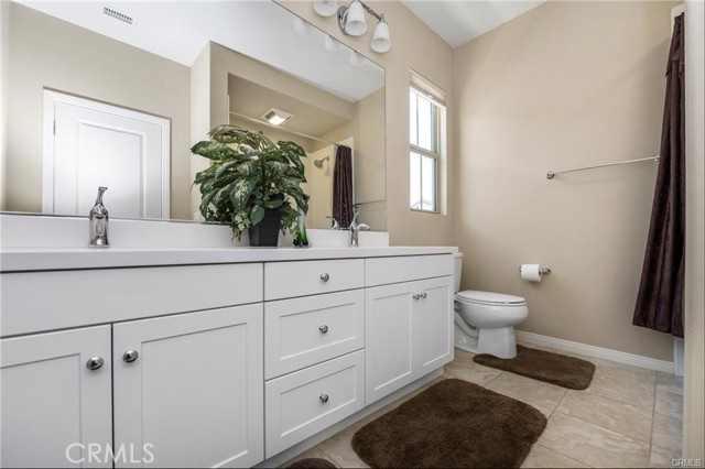 38 Larkfield, Irvine CA: https://media.crmls.org/medias/a27a918a-b6cb-47a4-9f34-b7c5e3ab526a.jpg