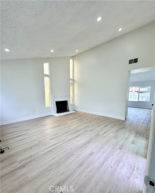 Detail Gallery Image 15 of 23 For 2465 N Idyllwild Ave, Rialto,  CA 92377 - 4 Beds | 2 Baths