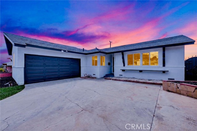 Front Image Thumbnail for CRDW26096363