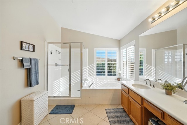 15019 Avenida Compadres, Chino Hills CA: https://media.crmls.org/medias/a27bdea3-3f49-4173-a2e7-24bf7ea87f01.jpg