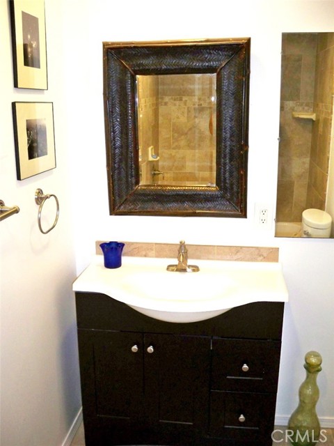 Detail Gallery Image 10 of 18 For 7100 Scarborough Peak, West Hills,  CA 91307 - 1 Beds | 1 Baths