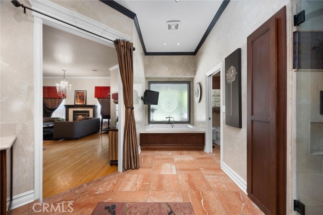 Detail Gallery Image 33 of 72 For 8905 Saint Cloud Ln, Bakersfield,  CA 93311 - 4 Beds | 4/1 Baths