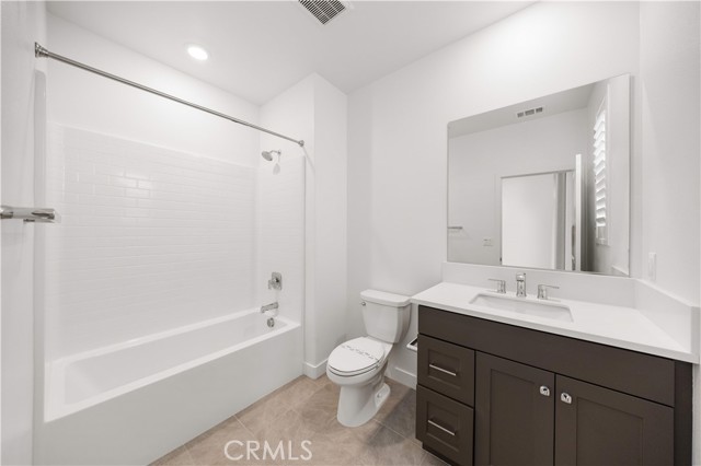 Detail Gallery Image 34 of 74 For 312 Tank, Irvine,  CA 92618 - 3 Beds | 3/1 Baths